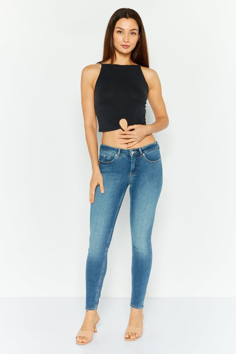 Scotch & Soda جينز نسائي ضيق بخصر متوسط، مغسول وقابل للتمدد، ساق مستقيم، أزرق - Image 2